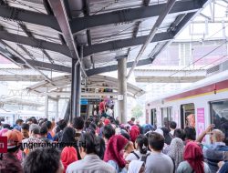 Terjebak Sesak KRL Setiap Hari? Riset Ungkap Kepadatan Penumpang Picu Stres Akut Warga Tangerang