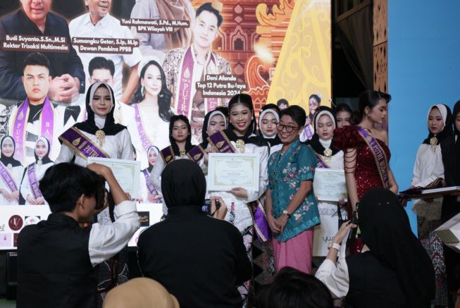 Dokumentasi penganugerahan Putra Putri Budaya Banten 2026.